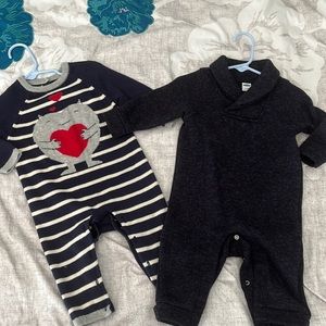 Bundle of 3 infant rompers 6-12m